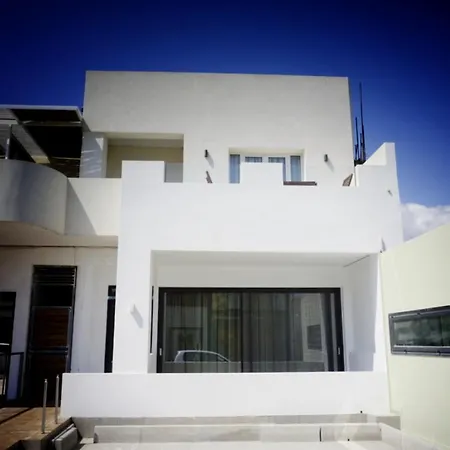 Apartament Divine &